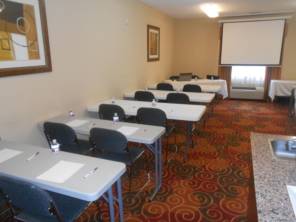 Comfort Suites Lake Charles Buitenkant foto
