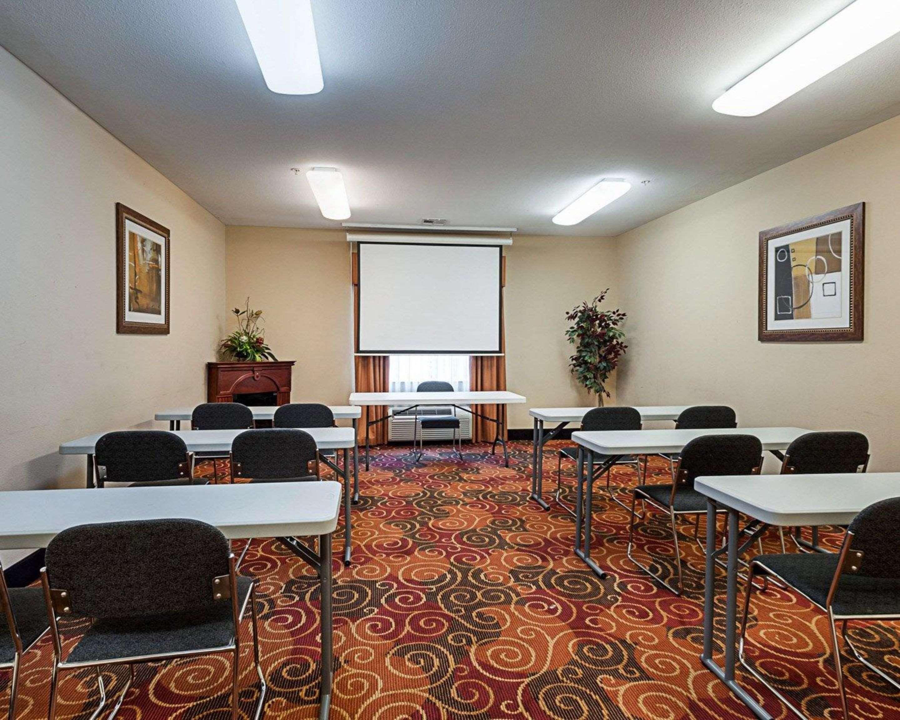 Comfort Suites Lake Charles Buitenkant foto