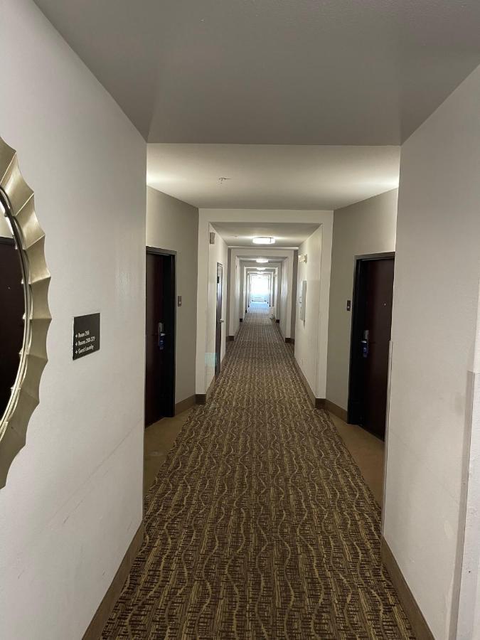 Comfort Suites Lake Charles Buitenkant foto