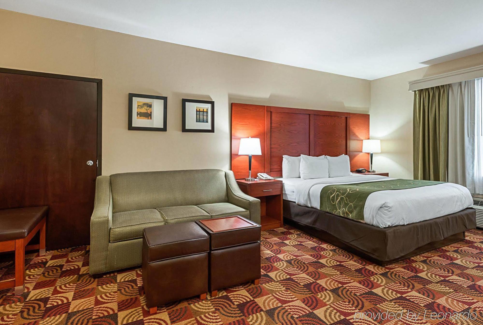 Comfort Suites Lake Charles Buitenkant foto